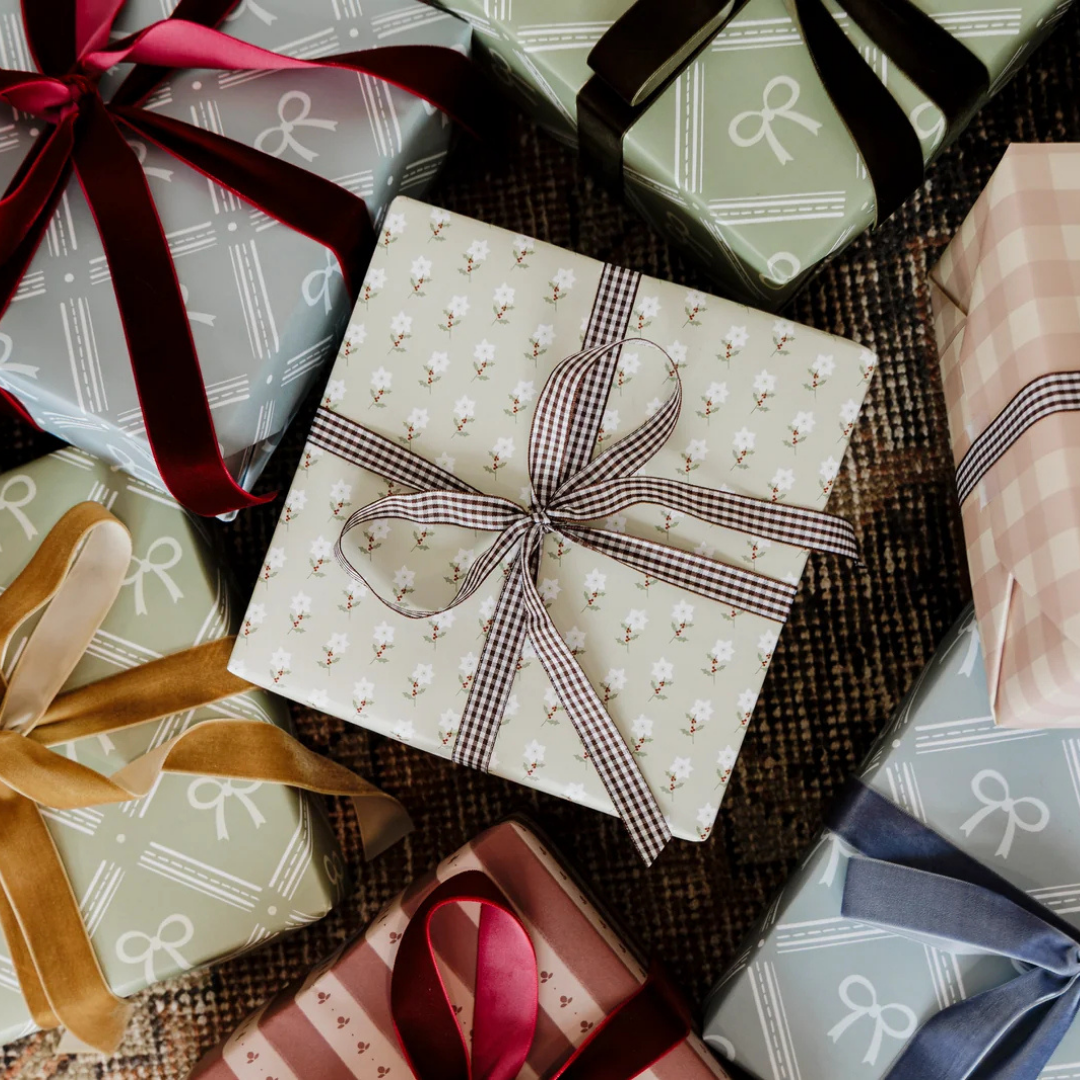 Neutral Tiny Flowers Gift Wrapping Paper