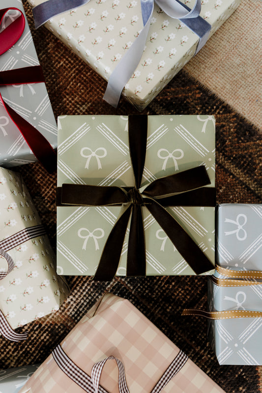 Green Bow Patterned Gift Wrapping Paper