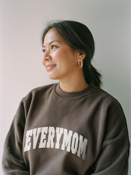 Classic Everymom Crewneck