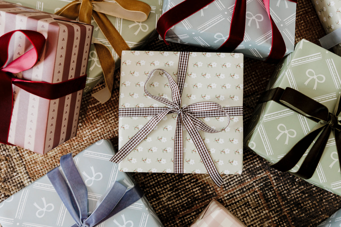 Neutral Tiny Flowers Gift Wrapping Paper