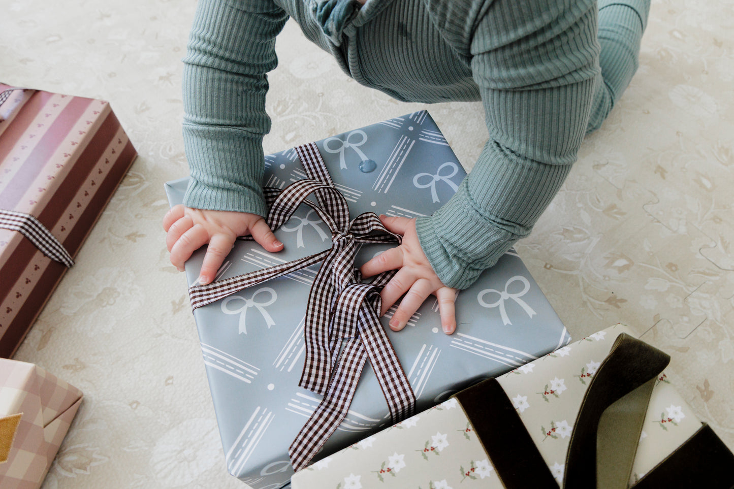 Blue Bow Patterned Gift Wrapping Paper