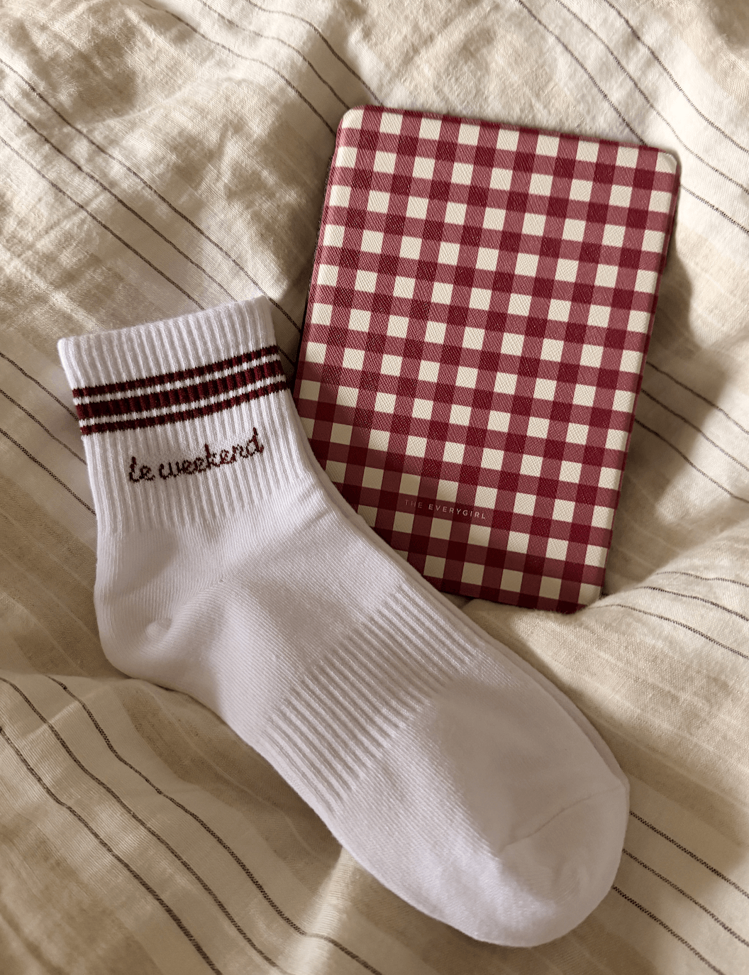 Le Weekend Burgundy Crew Socks